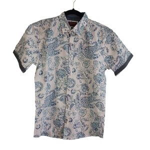 Size Medium Consequence Mens Short Sleeve Shirt Blue White Paisley NWOT
